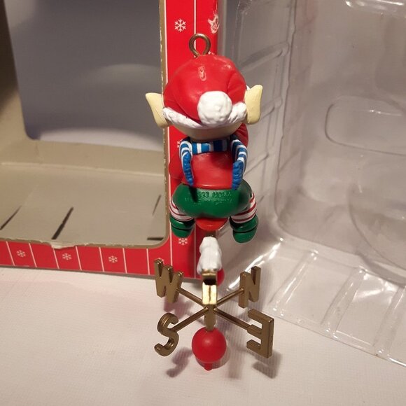 VINTAGE 1989 Vintage NOMA Carillon Alderbrook Ornamotion Ornament Elf Weather - Picture 5 of 5